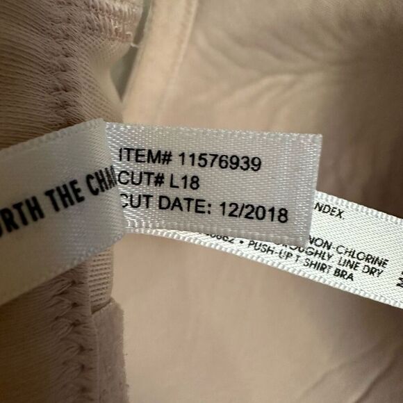 Torrid Perfect T-Shirt Push-Up Bra 44DD - Picture 9 of 10